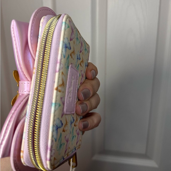 NWT Loungefly Disney Minnie Mouse Butterfly Iridescent Backpack and NWT Wallet - Picture 12 of 13